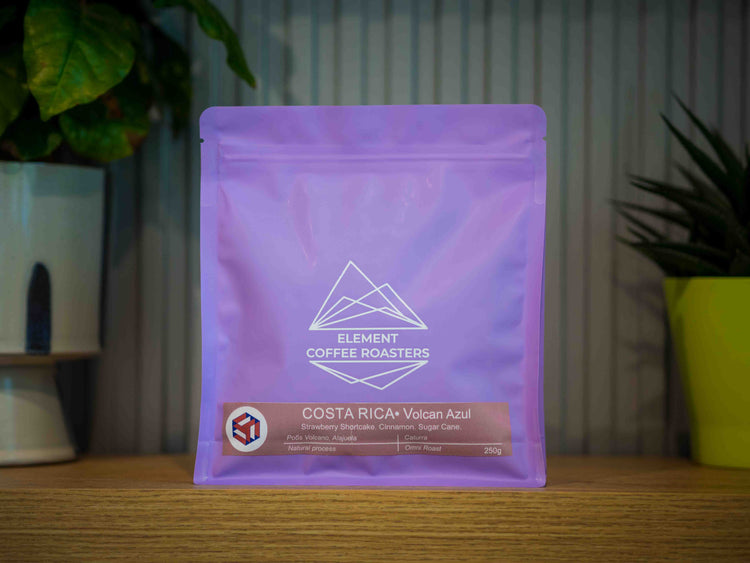 Costa Rica Volcan Azul